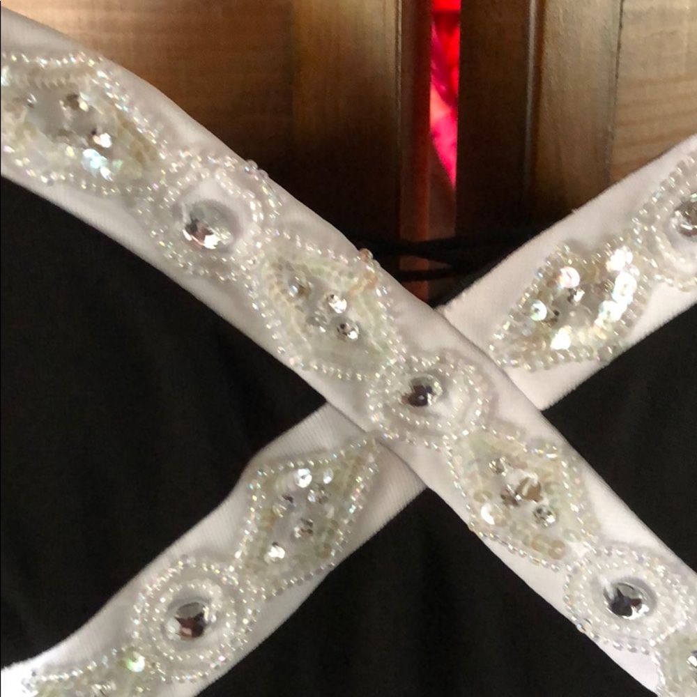 Need a Prom dress? Size 5 black dress - Picture 4 of 8